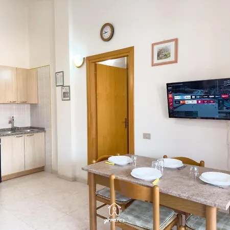 Casa Lucrezia *